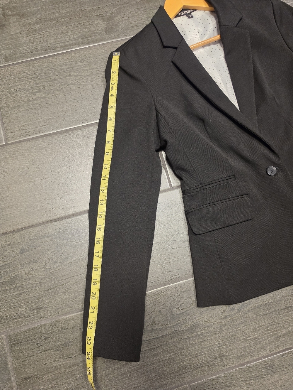 EXPRESS Black Tailored Blazer – Classic One-Button Suit Jacket - Picture 12 of 13